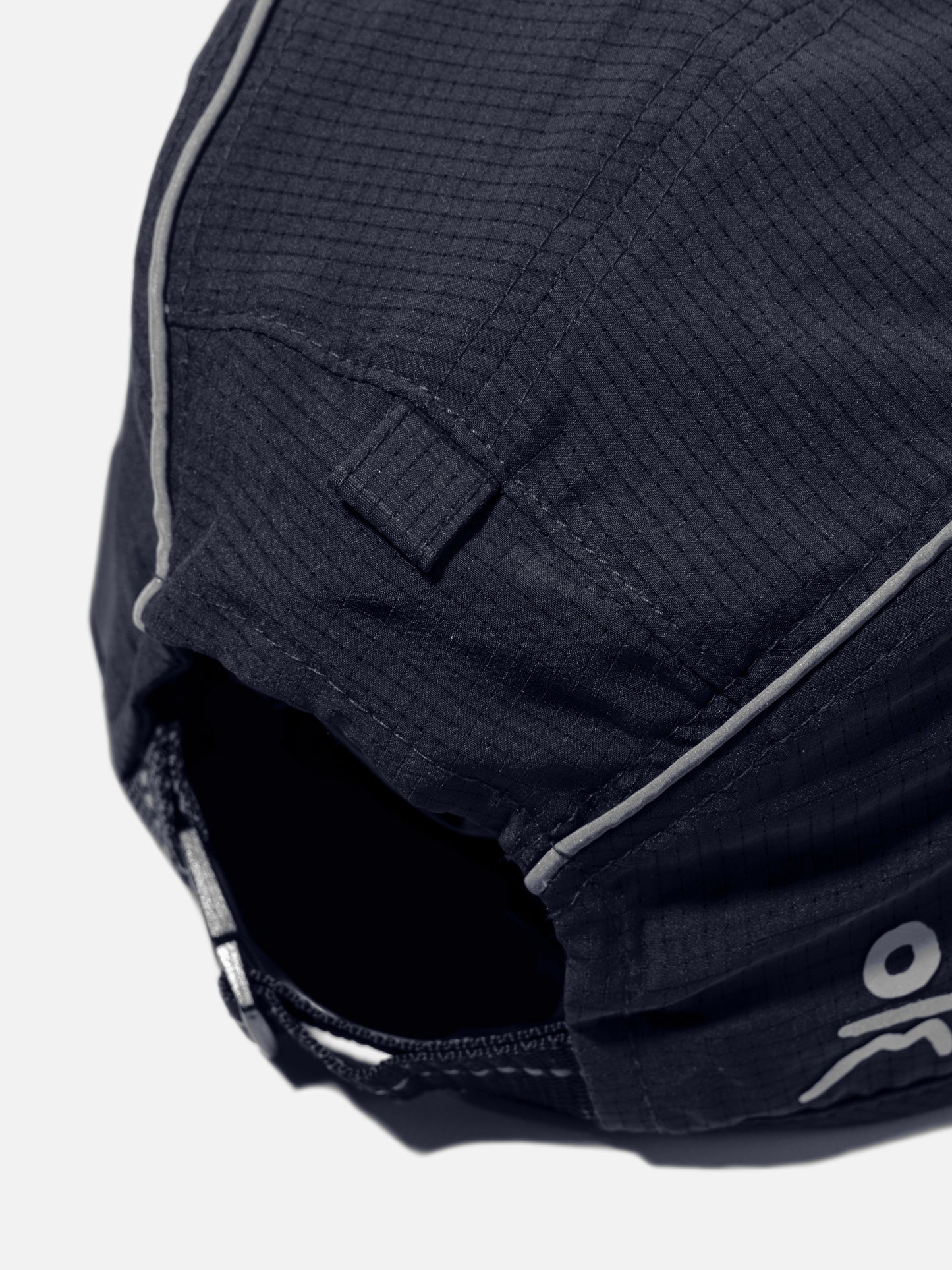 The Brunch Cap in Midnight Navy / Reflective Gray